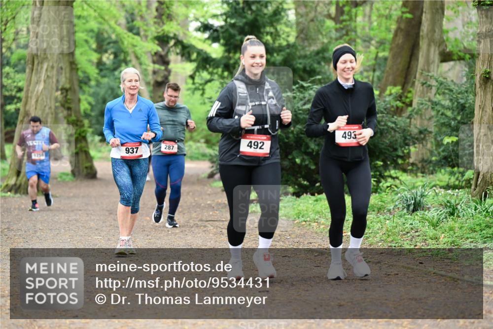 19.04.2026 - Hammer Lauf Dr. Thomas Lammeyer http://msf.ph/oto/9534431 19.04.2026 10:16:41 Laufen 937, 287, 492, 1755, 493 meine-sportfotos.de