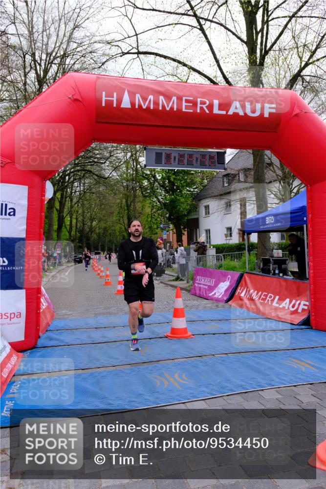 19.04.2026 - Hammer Lauf Tim E. http://msf.ph/oto/9534450 19.04.2026 10:39:50 Ziel 107, 190, 274, 275, 896, 907, 1736 meine-sportfotos.de