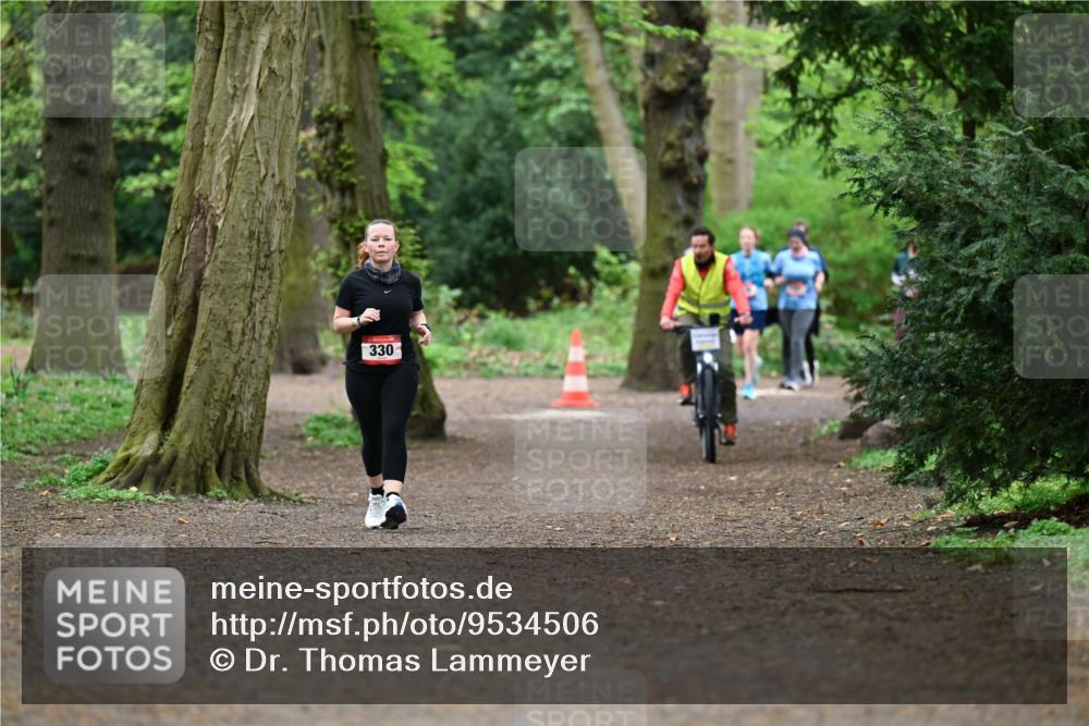19.04.2026 - Hammer Lauf Dr. Thomas Lammeyer http://msf.ph/oto/9534506 19.04.2026 10:16:52 Laufen 330 meine-sportfotos.de