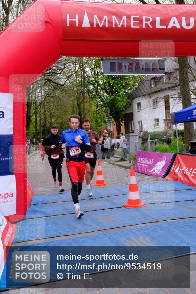 19.04.2026 - Hammer Lauf Tim E. http://msf.ph/oto/9534519 19.04.2026 10:40:21 Ziel 178, 343, 891, 1124, 1133, 1304, 1872 meine-sportfotos.de