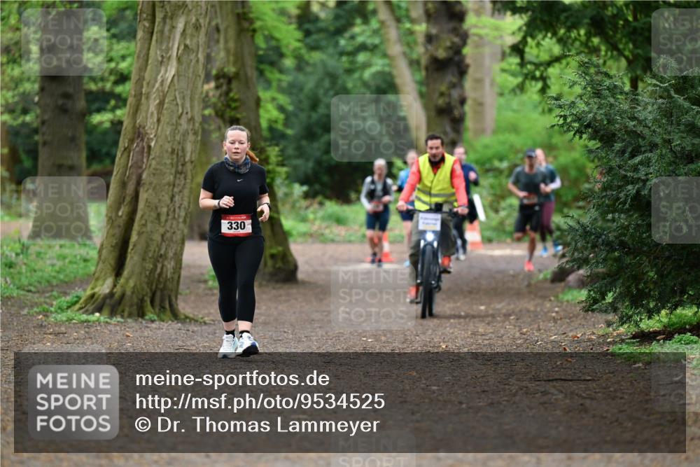 19.04.2026 - Hammer Lauf Dr. Thomas Lammeyer http://msf.ph/oto/9534525 19.04.2026 10:16:54 Laufen 330 meine-sportfotos.de