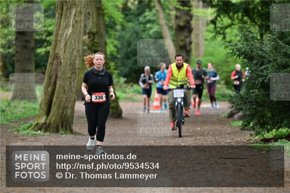 19.04.2026 - Hammer Lauf Dr. Thomas Lammeyer http://msf.ph/oto/9534534 19.04.2026 10:16:55 Laufen 330 meine-sportfotos.de