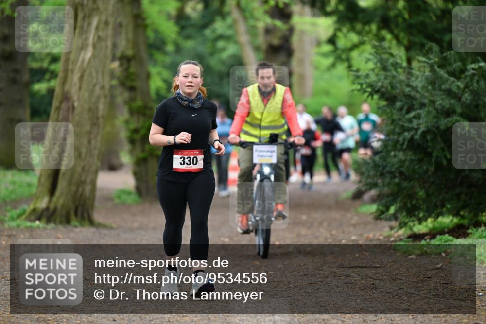19.04.2026 - Hammer Lauf Dr. Thomas Lammeyer http://msf.ph/oto/9534556 19.04.2026 10:16:57 Laufen 330 meine-sportfotos.de