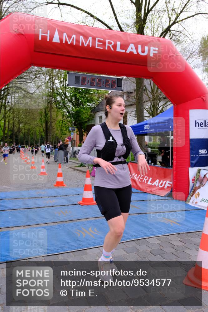 19.04.2026 - Hammer Lauf Tim E. http://msf.ph/oto/9534577 19.04.2026 10:40:32 Ziel 155, 246, 315 meine-sportfotos.de