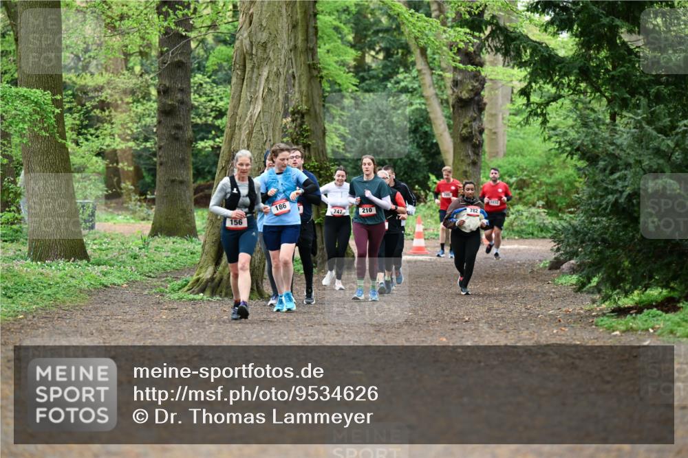 19.04.2026 - Hammer Lauf Dr. Thomas Lammeyer http://msf.ph/oto/9534626 19.04.2026 10:17:06 Laufen 186, 747, 210, 156, 782, 1002 meine-sportfotos.de