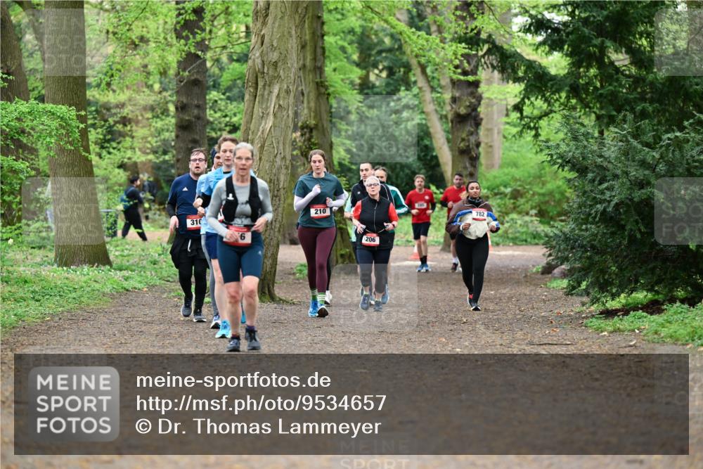 19.04.2026 - Hammer Lauf Dr. Thomas Lammeyer http://msf.ph/oto/9534657 19.04.2026 10:17:09 Laufen 210 meine-sportfotos.de