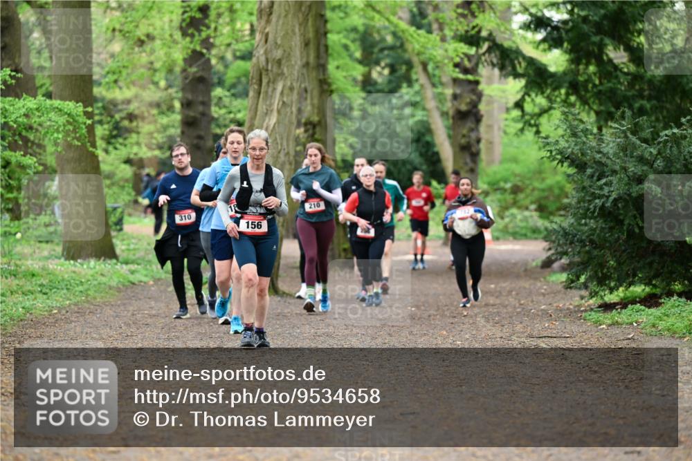 19.04.2026 - Hammer Lauf Dr. Thomas Lammeyer http://msf.ph/oto/9534658 19.04.2026 10:17:09 Laufen 310, 156, 210 meine-sportfotos.de