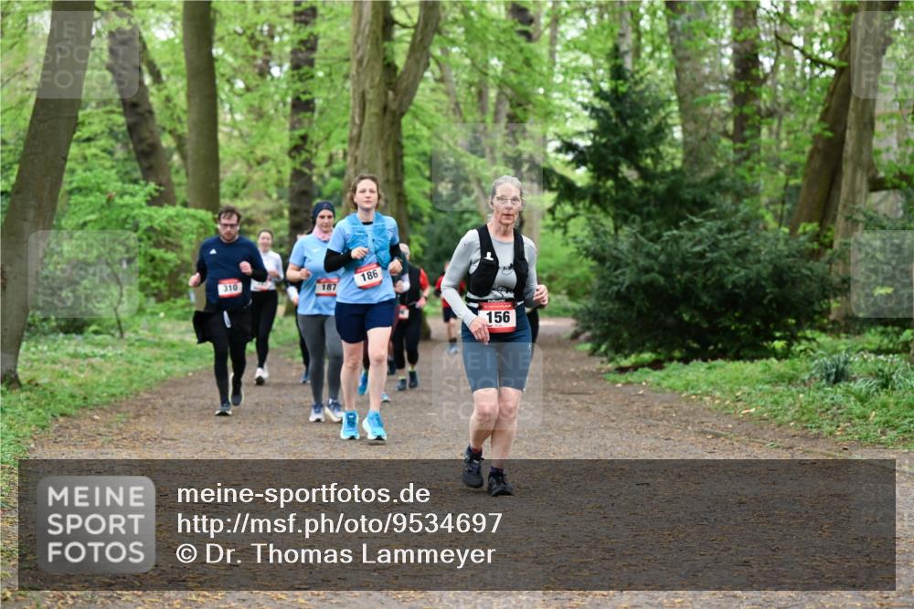 19.04.2026 - Hammer Lauf Dr. Thomas Lammeyer http://msf.ph/oto/9534697 19.04.2026 10:17:13 Laufen 310, 187, 186, 156 meine-sportfotos.de