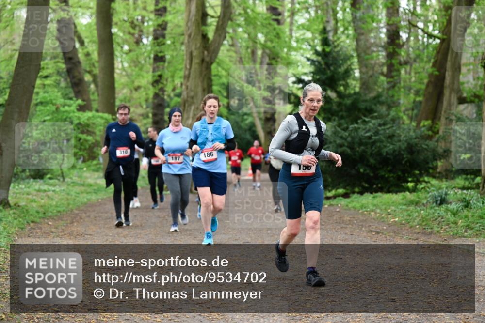 19.04.2026 - Hammer Lauf Dr. Thomas Lammeyer http://msf.ph/oto/9534702 19.04.2026 10:17:13 Laufen 310, 187, 186, 150 meine-sportfotos.de