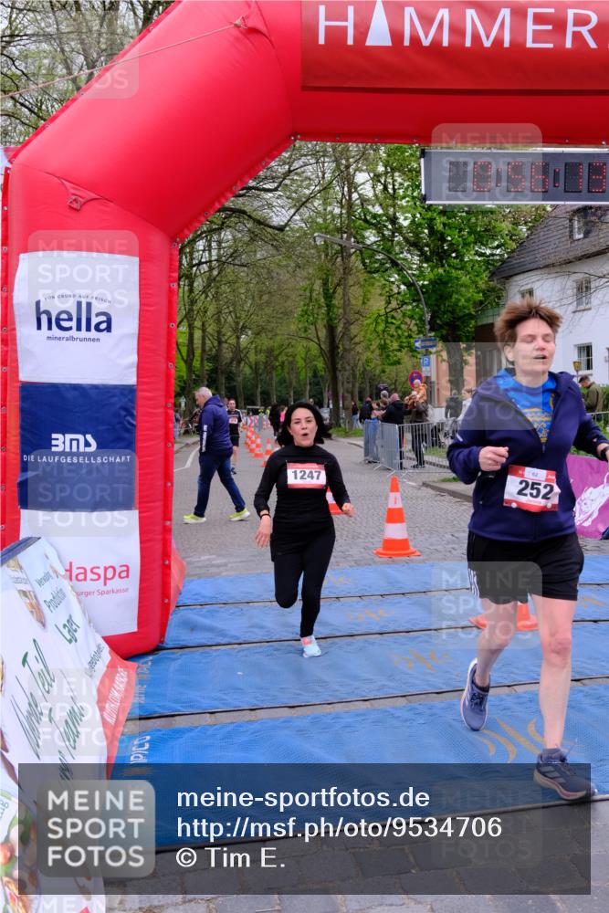 19.04.2026 - Hammer Lauf Tim E. http://msf.ph/oto/9534706 19.04.2026 10:41:21 Ziel 215, 252, 323, 344, 561, 653, 665, 1247, 1298 meine-sportfotos.de