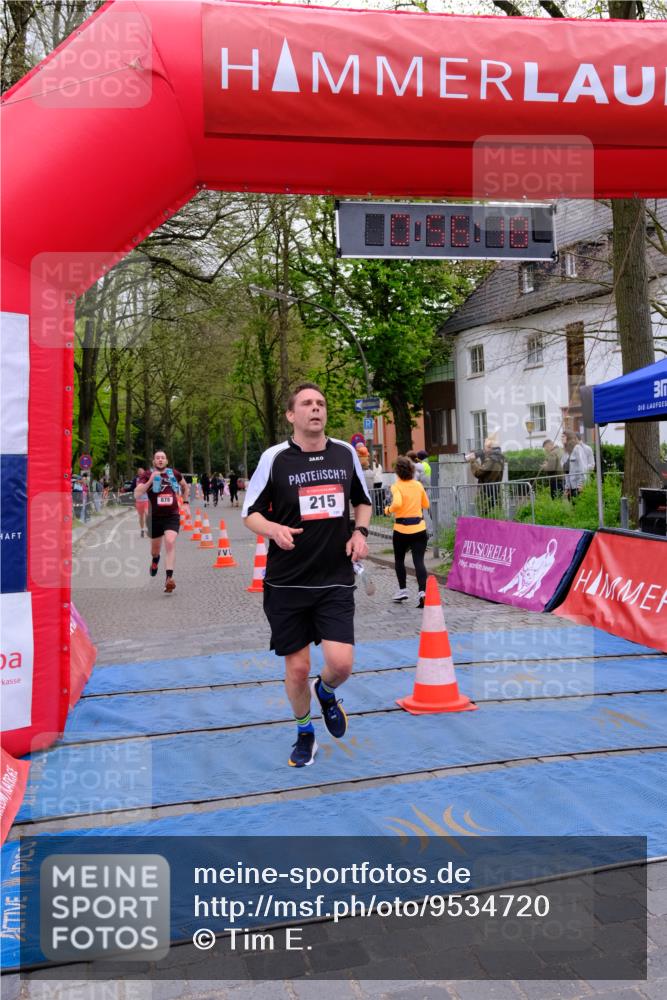 19.04.2026 - Hammer Lauf Tim E. http://msf.ph/oto/9534720 19.04.2026 10:41:26 Ziel 215, 273, 344, 653, 665, 878, 1247, 1298 meine-sportfotos.de