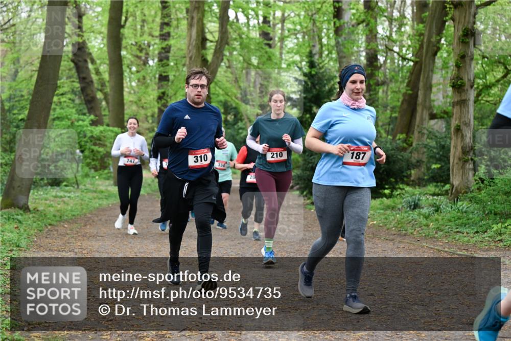19.04.2026 - Hammer Lauf Dr. Thomas Lammeyer http://msf.ph/oto/9534735 19.04.2026 10:17:17 Laufen 747, 310, 210, 187 meine-sportfotos.de