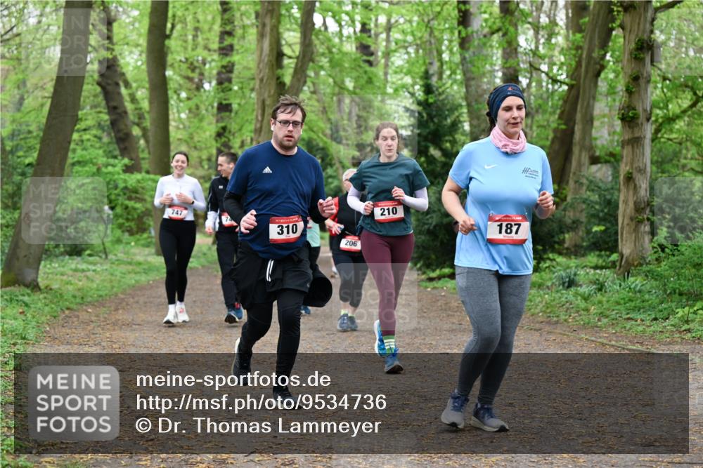 19.04.2026 - Hammer Lauf Dr. Thomas Lammeyer http://msf.ph/oto/9534736 19.04.2026 10:17:17 Laufen 747, 310, 206, 210, 187 meine-sportfotos.de
