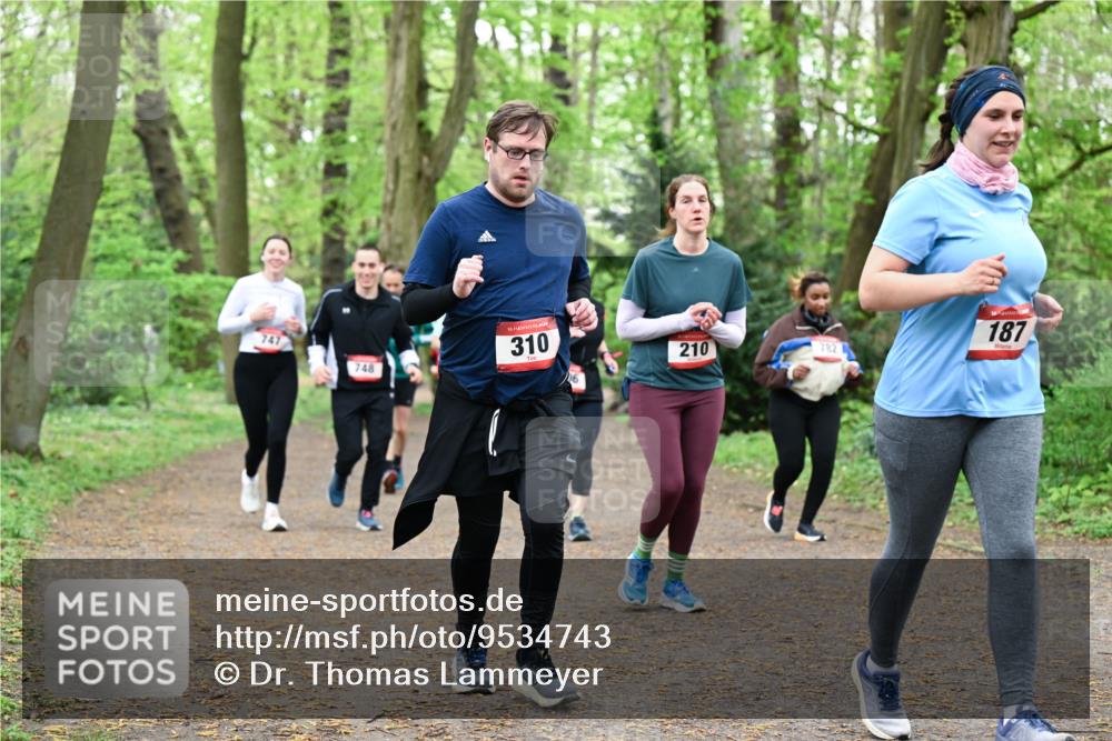 19.04.2026 - Hammer Lauf Dr. Thomas Lammeyer http://msf.ph/oto/9534743 19.04.2026 10:17:17 Laufen 747, 748, 310, 210, 782, 187 meine-sportfotos.de