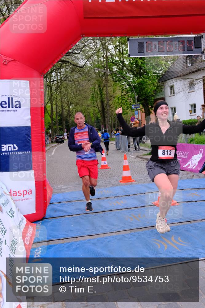 19.04.2026 - Hammer Lauf Tim E. http://msf.ph/oto/9534753 19.04.2026 10:41:32 Ziel 273, 313, 813, 878 meine-sportfotos.de