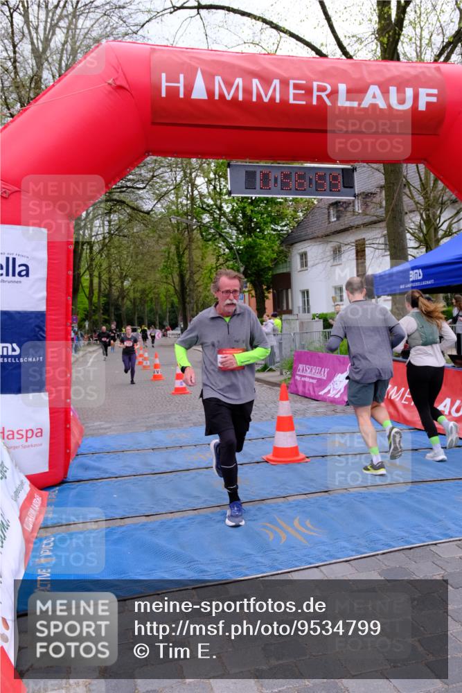 19.04.2026 - Hammer Lauf Tim E. http://msf.ph/oto/9534799 19.04.2026 10:42:07 Ziel 260, 710, 1262, 1293, 1294 meine-sportfotos.de