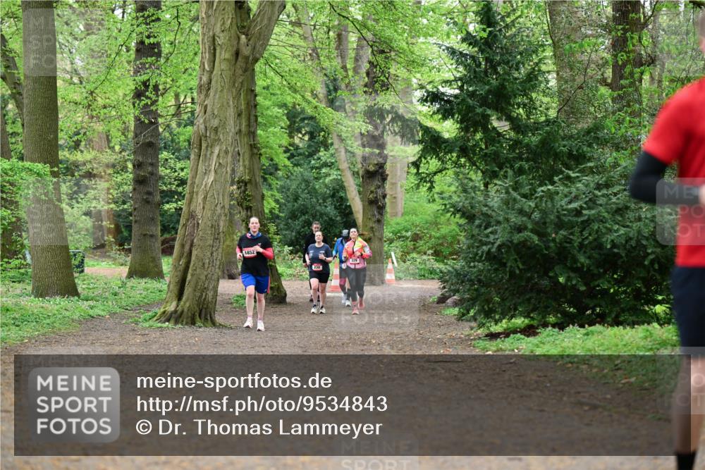 19.04.2026 - Hammer Lauf Dr. Thomas Lammeyer http://msf.ph/oto/9534843 19.04.2026 10:17:28 Laufen 1852, 230, 229 meine-sportfotos.de