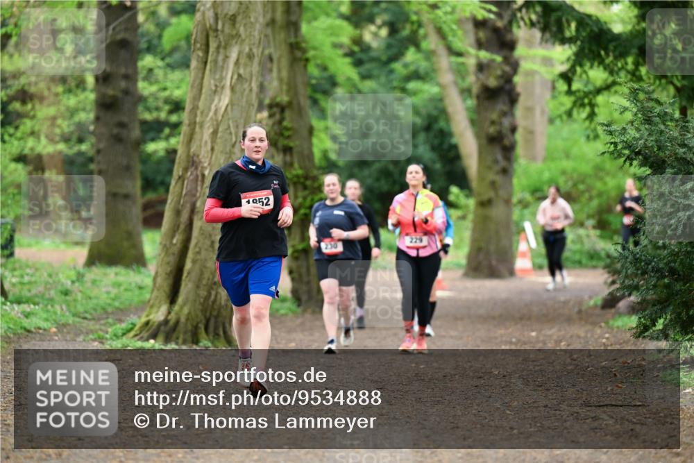 19.04.2026 - Hammer Lauf Dr. Thomas Lammeyer http://msf.ph/oto/9534888 19.04.2026 10:17:33 Laufen 1952 meine-sportfotos.de