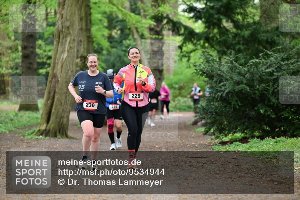19.04.2026 - Hammer Lauf Dr. Thomas Lammeyer http://msf.ph/oto/9534944 19.04.2026 10:17:40 Laufen 230, 119, 229 meine-sportfotos.de
