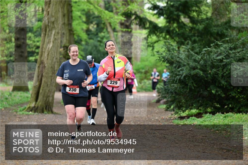 19.04.2026 - Hammer Lauf Dr. Thomas Lammeyer http://msf.ph/oto/9534945 19.04.2026 10:17:40 Laufen 230, 119, 229 meine-sportfotos.de