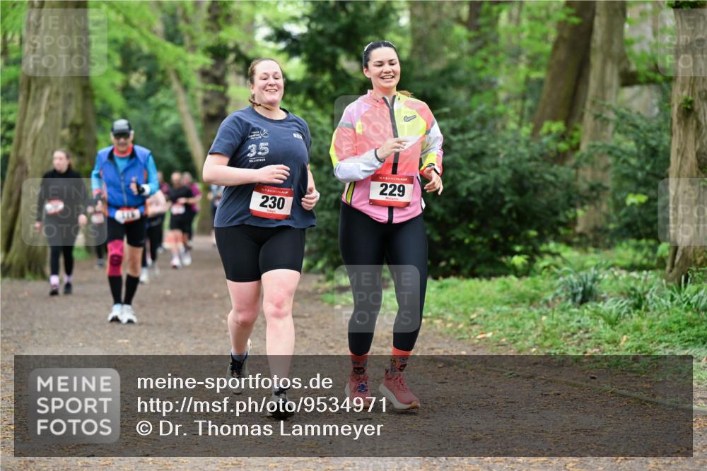 19.04.2026 - Hammer Lauf Dr. Thomas Lammeyer http://msf.ph/oto/9534971 19.04.2026 10:17:42 Laufen 230, 229 meine-sportfotos.de