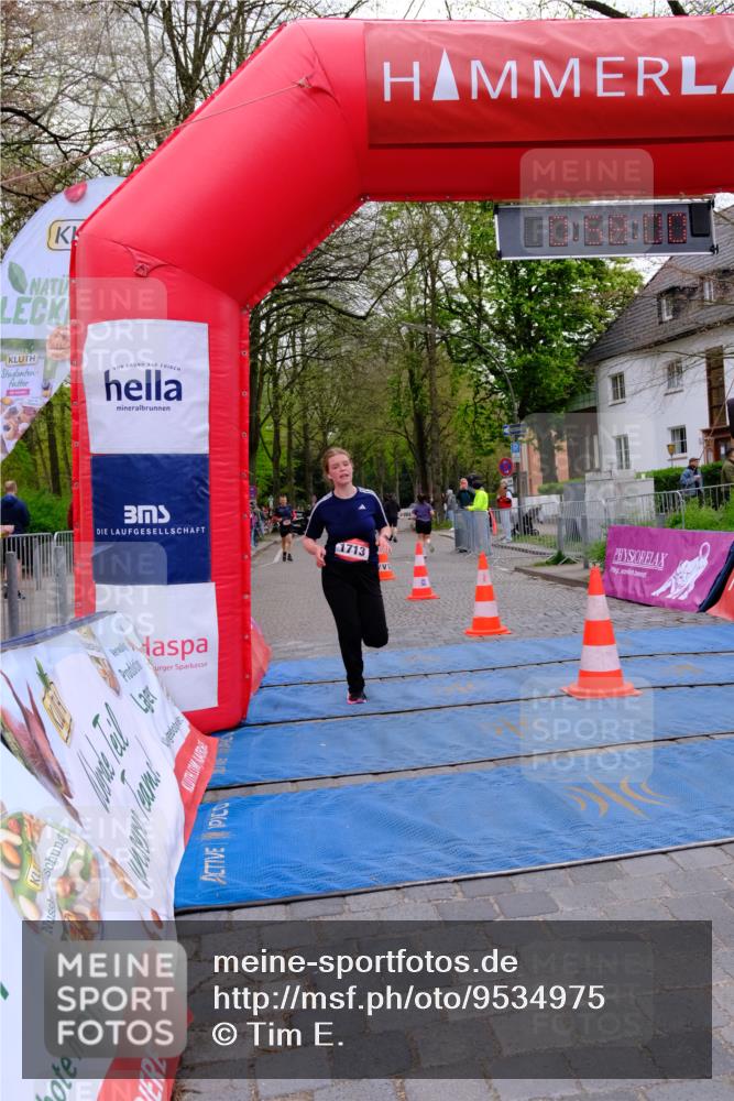 19.04.2026 - Hammer Lauf Tim E. http://msf.ph/oto/9534975 19.04.2026 10:43:08 Ziel 581, 613, 1053, 1071, 1101, 1140, 1713 meine-sportfotos.de
