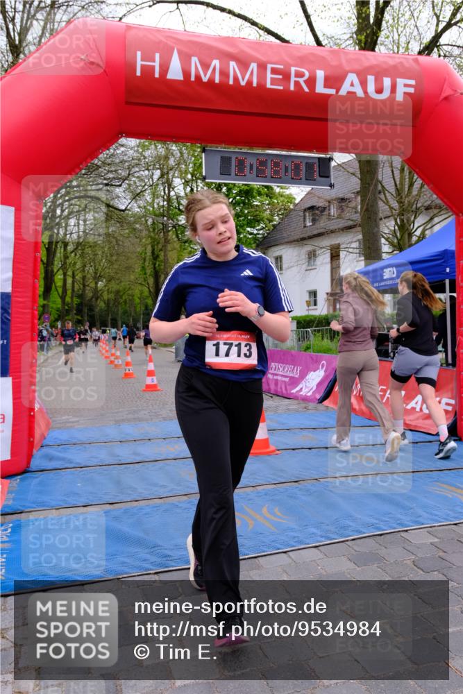 19.04.2026 - Hammer Lauf Tim E. http://msf.ph/oto/9534984 19.04.2026 10:43:09 Ziel 581, 613, 1053, 1071, 1101, 1140, 1713 meine-sportfotos.de