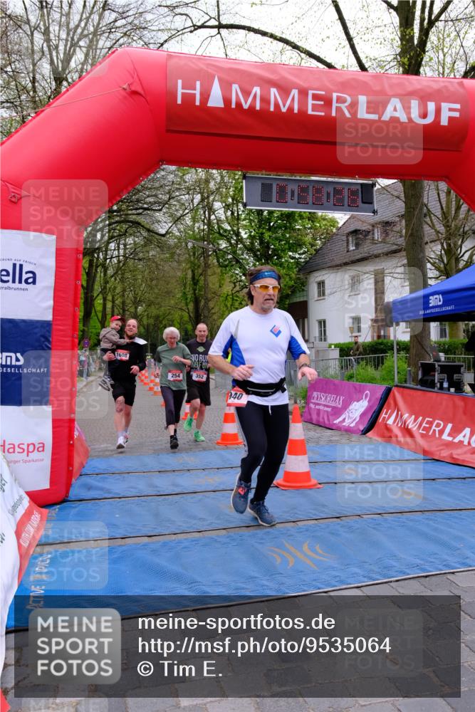 19.04.2026 - Hammer Lauf Tim E. http://msf.ph/oto/9535064 19.04.2026 10:43:33 Ziel 254, 279, 352, 940, 948, 1608 meine-sportfotos.de