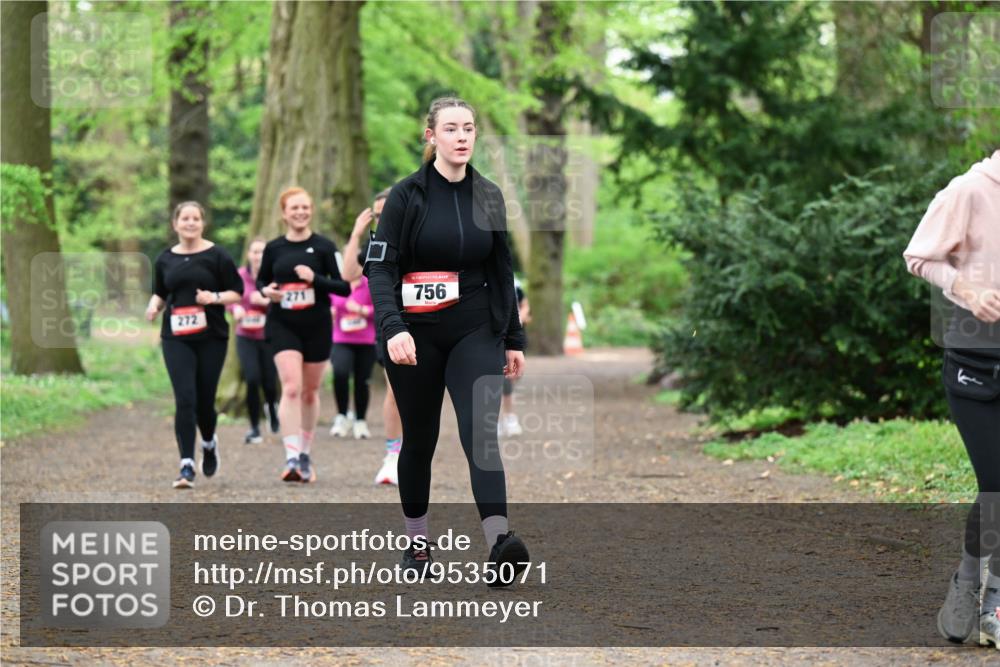 19.04.2026 - Hammer Lauf Dr. Thomas Lammeyer http://msf.ph/oto/9535071 19.04.2026 10:17:53 Laufen 272, 756 meine-sportfotos.de