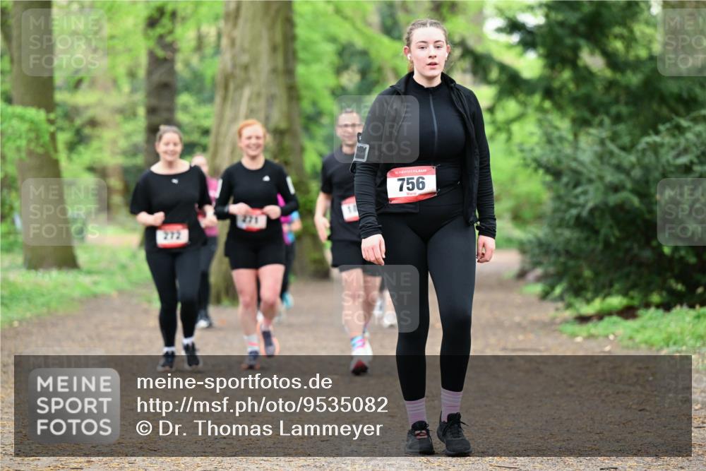 19.04.2026 - Hammer Lauf Dr. Thomas Lammeyer http://msf.ph/oto/9535082 19.04.2026 10:17:54 Laufen 272, 756 meine-sportfotos.de