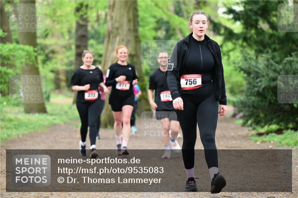 19.04.2026 - Hammer Lauf Dr. Thomas Lammeyer http://msf.ph/oto/9535083 19.04.2026 10:17:54 Laufen 272, 271, 182, 756 meine-sportfotos.de