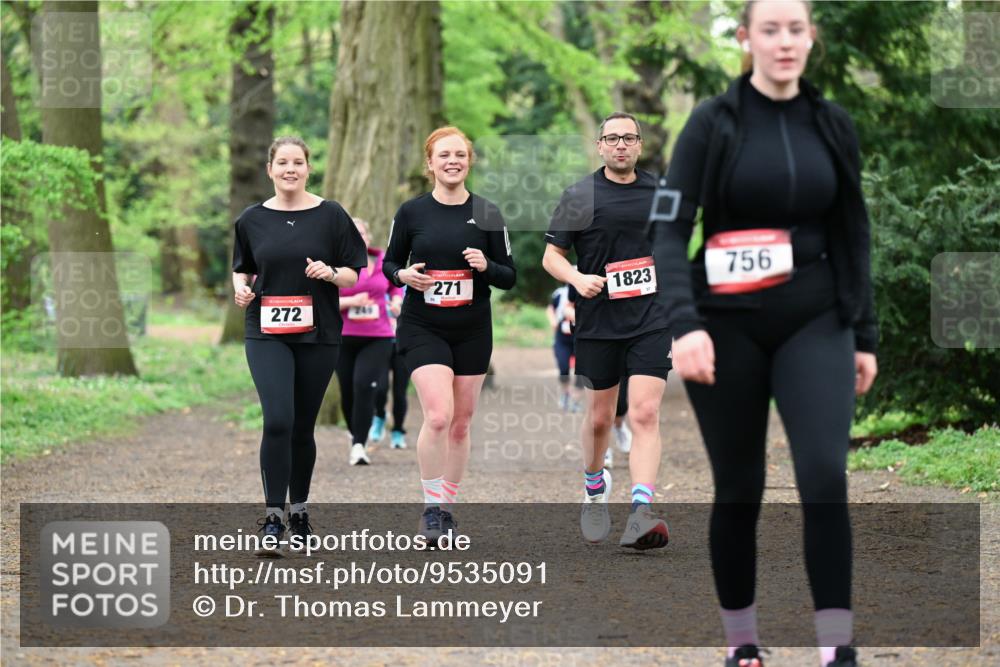 19.04.2026 - Hammer Lauf Dr. Thomas Lammeyer http://msf.ph/oto/9535091 19.04.2026 10:17:55 Laufen 272, 271, 1823, 756 meine-sportfotos.de
