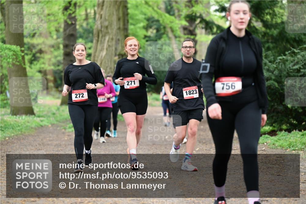 19.04.2026 - Hammer Lauf Dr. Thomas Lammeyer http://msf.ph/oto/9535093 19.04.2026 10:17:55 Laufen 272, 249, 271, 1823, 756 meine-sportfotos.de