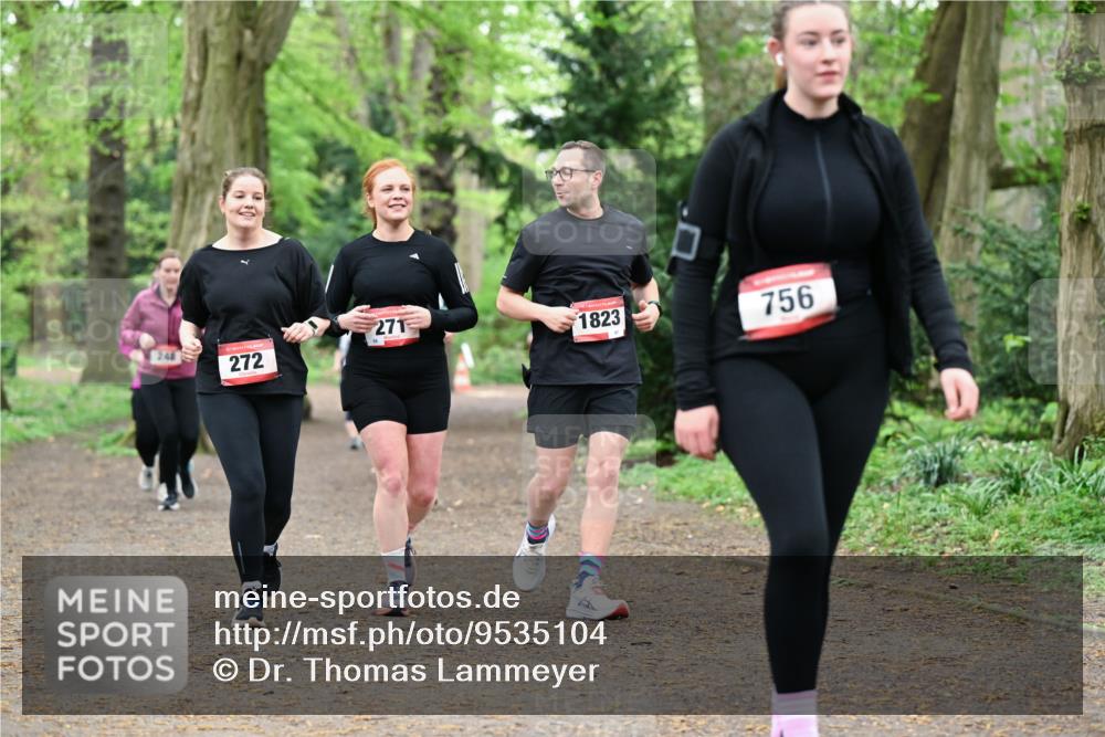 19.04.2026 - Hammer Lauf Dr. Thomas Lammeyer http://msf.ph/oto/9535104 19.04.2026 10:17:56 Laufen 271, 248, 1823, 756, 272 meine-sportfotos.de
