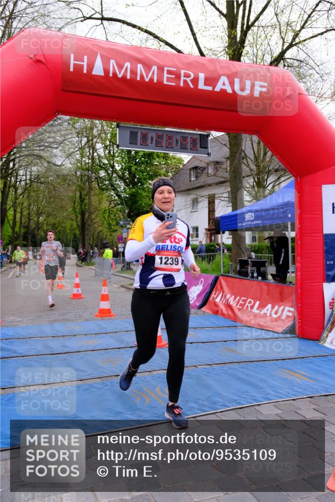 19.04.2026 - Hammer Lauf Tim E. http://msf.ph/oto/9535109 19.04.2026 10:43:48 Ziel 367, 477, 1239, 1249, 1336, 1850 meine-sportfotos.de
