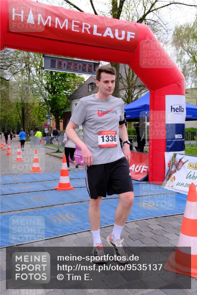 19.04.2026 - Hammer Lauf Tim E. http://msf.ph/oto/9535137 19.04.2026 10:43:52 Ziel 367, 733, 1230, 1239, 1336 meine-sportfotos.de