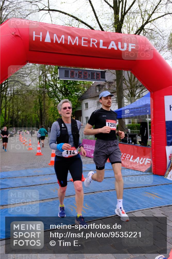 19.04.2026 - Hammer Lauf Tim E. http://msf.ph/oto/9535221 19.04.2026 10:44:21 Ziel 114, 484, 941, 1075, 1767 meine-sportfotos.de