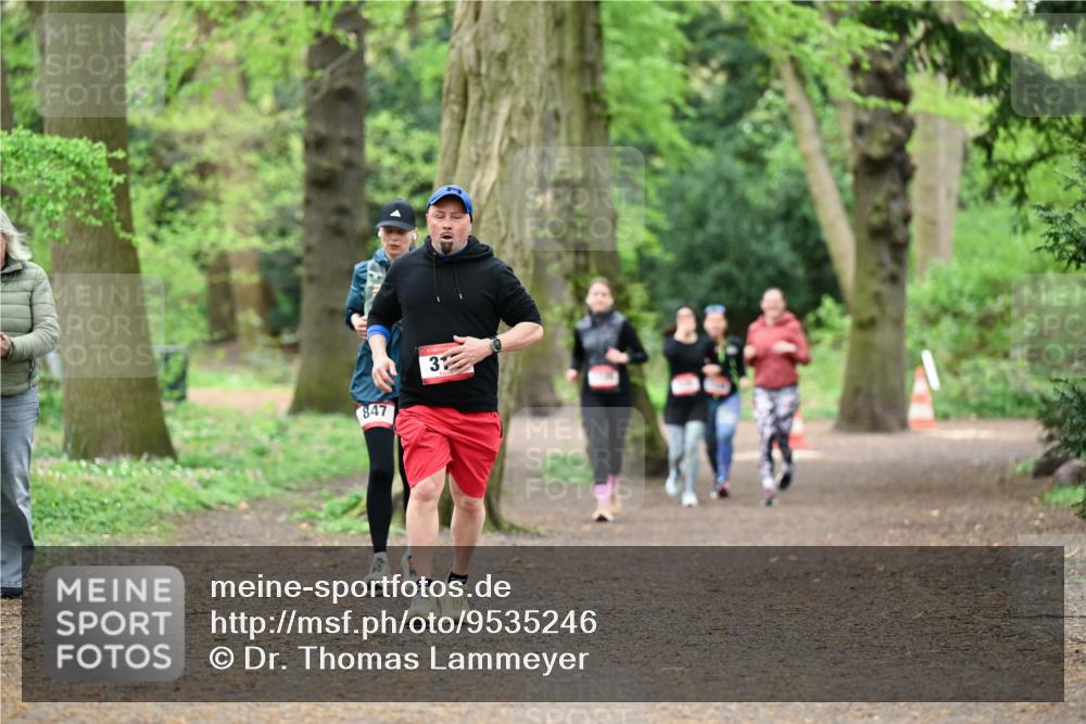 19.04.2026 - Hammer Lauf Dr. Thomas Lammeyer http://msf.ph/oto/9535246 19.04.2026 10:18:16 Laufen 847 meine-sportfotos.de