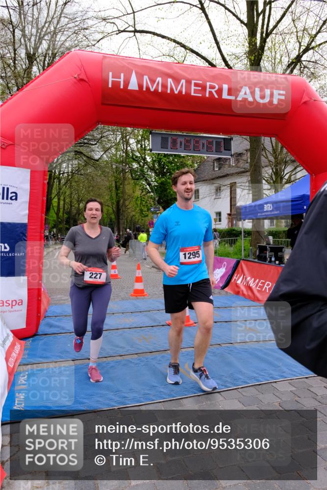 19.04.2026 - Hammer Lauf Tim E. http://msf.ph/oto/9535306 19.04.2026 10:44:59 Ziel 227, 241, 324, 325, 1008, 1215, 1684 meine-sportfotos.de