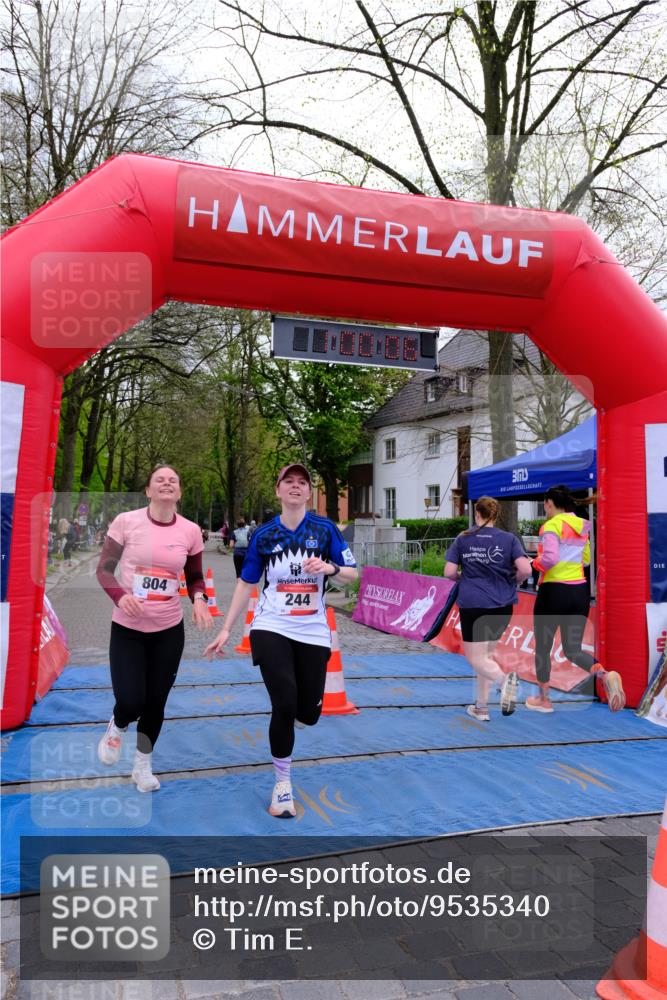 19.04.2026 - Hammer Lauf Tim E. http://msf.ph/oto/9535340 19.04.2026 10:45:14 Ziel 229, 230, 244, 289, 492, 493, 804, 1009 meine-sportfotos.de