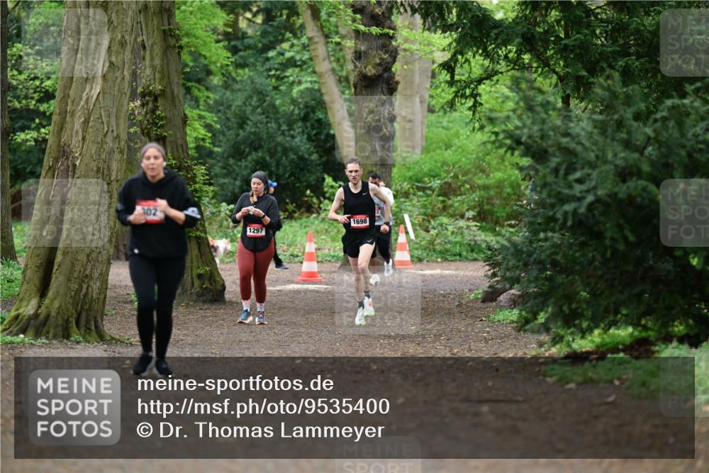 19.04.2026 - Hammer Lauf Dr. Thomas Lammeyer http://msf.ph/oto/9535400 19.04.2026 10:18:37 Laufen 102, 1297, 1698 meine-sportfotos.de