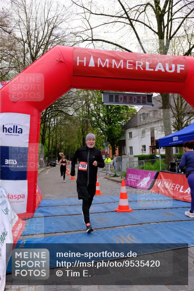 19.04.2026 - Hammer Lauf Tim E. http://msf.ph/oto/9535420 19.04.2026 10:45:52 Ziel 310, 334, 747, 748, 783, 963, 1303, 1793 meine-sportfotos.de