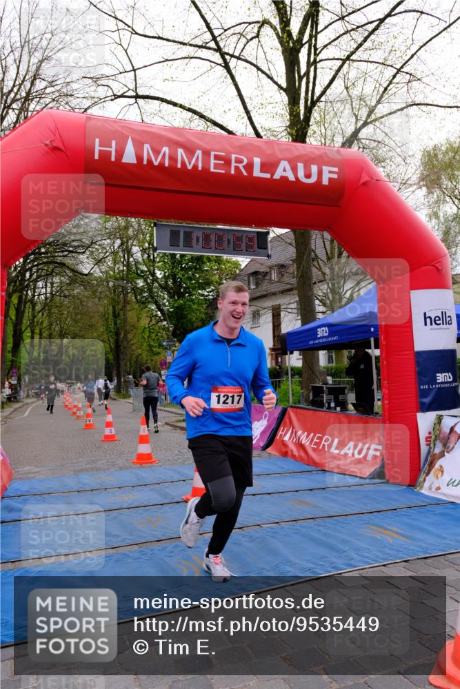 19.04.2026 - Hammer Lauf Tim E. http://msf.ph/oto/9535449 19.04.2026 10:46:07 Ziel 287, 1217, 1926 meine-sportfotos.de