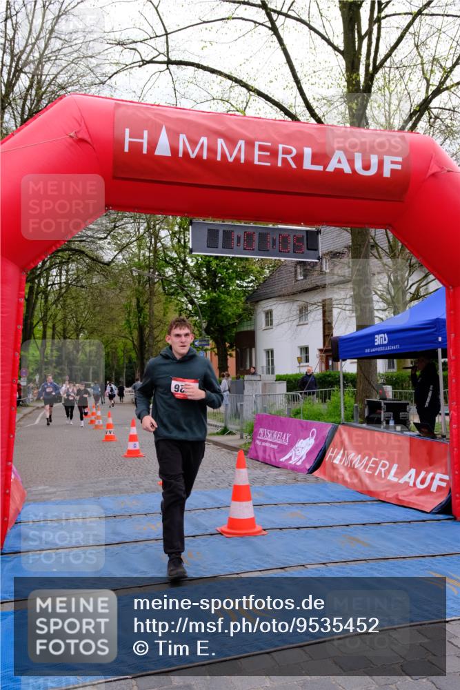 19.04.2026 - Hammer Lauf Tim E. http://msf.ph/oto/9535452 19.04.2026 10:46:13 Ziel 271, 272, 1074, 1696, 1783, 1823, 1926 meine-sportfotos.de