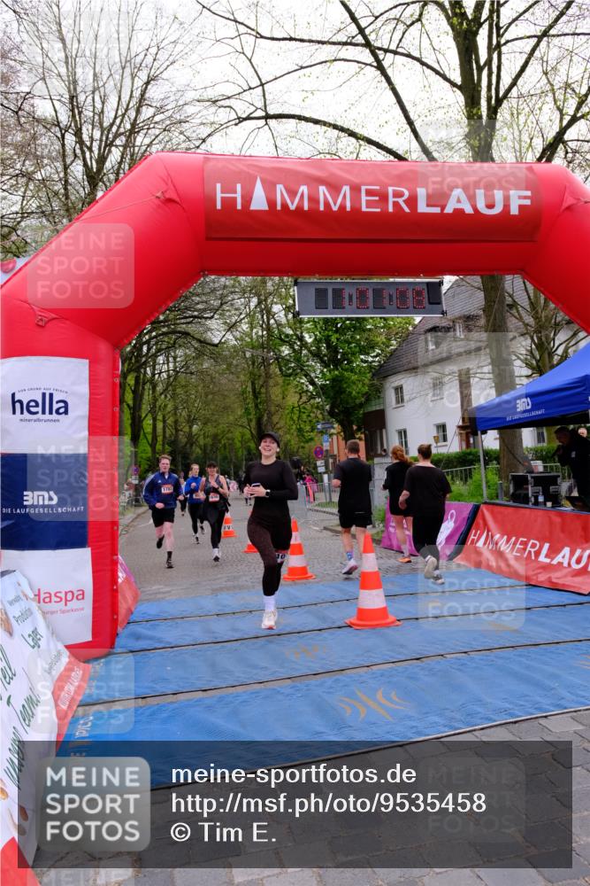 19.04.2026 - Hammer Lauf Tim E. http://msf.ph/oto/9535458 19.04.2026 10:46:16 Ziel 271, 272, 652, 1074, 1214, 1696, 1783, 1823, 1926 meine-sportfotos.de