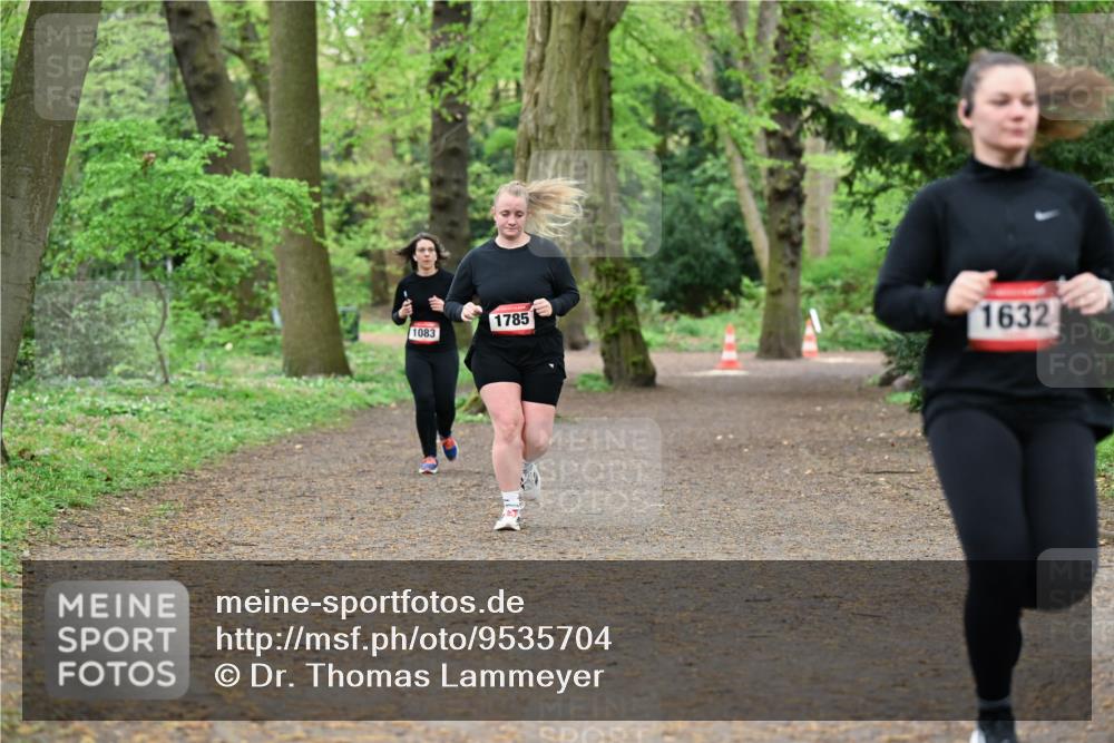 19.04.2026 - Hammer Lauf Dr. Thomas Lammeyer http://msf.ph/oto/9535704 19.04.2026 10:19:20 Laufen 1083, 1785, 1632 meine-sportfotos.de
