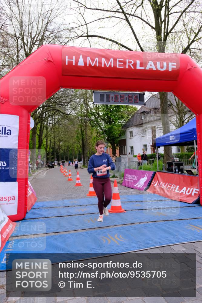 19.04.2026 - Hammer Lauf Tim E. http://msf.ph/oto/9535705 19.04.2026 10:48:02 Ziel 1297, 1304 meine-sportfotos.de