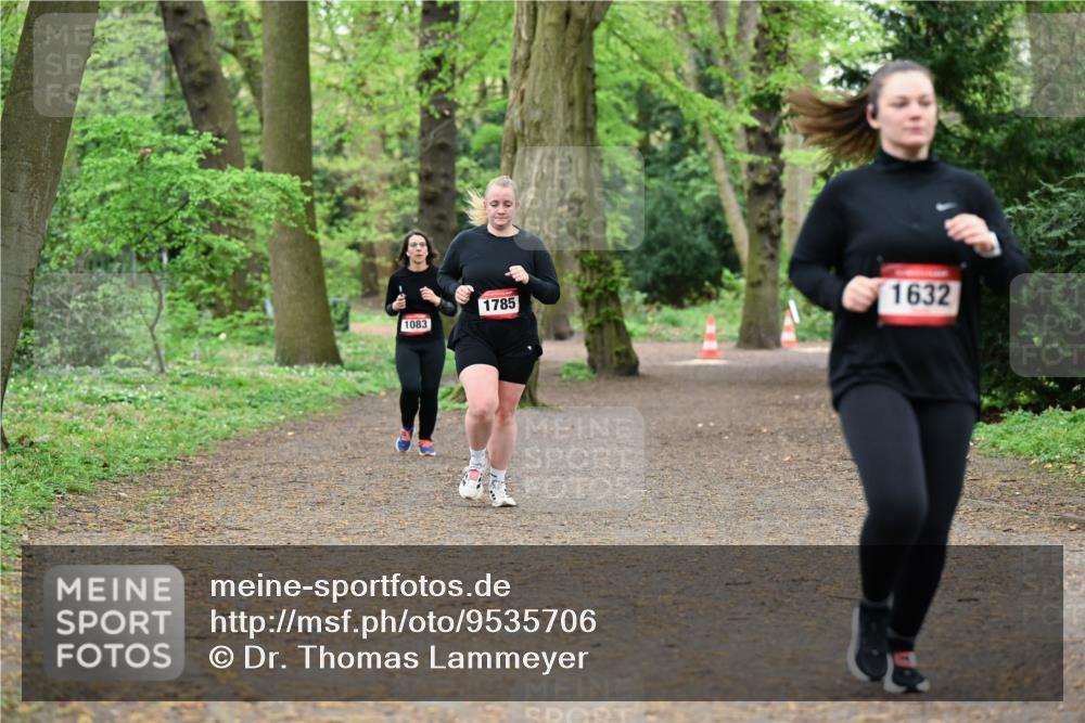 19.04.2026 - Hammer Lauf Dr. Thomas Lammeyer http://msf.ph/oto/9535706 19.04.2026 10:19:20 Laufen 1083, 1785, 1632 meine-sportfotos.de
