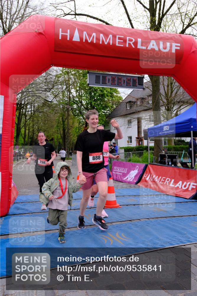 19.04.2026 - Hammer Lauf Tim E. http://msf.ph/oto/9535841 19.04.2026 10:49:05 Ziel 720, 759, 798, 877, 888, 1632, 1798 meine-sportfotos.de