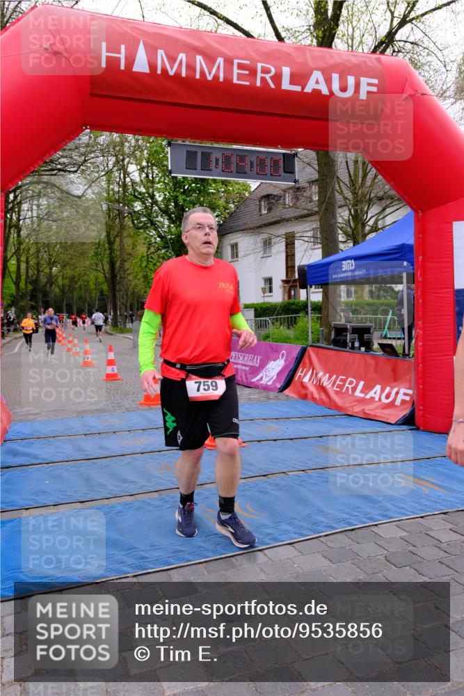 19.04.2026 - Hammer Lauf Tim E. http://msf.ph/oto/9535856 19.04.2026 10:49:08 Ziel 584, 653, 665, 759, 798, 877, 888, 1632 meine-sportfotos.de